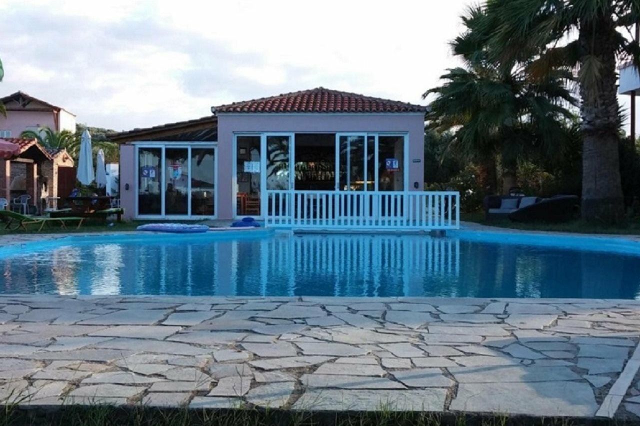 Pardalakis Studios Gerani  Екстер'єр фото